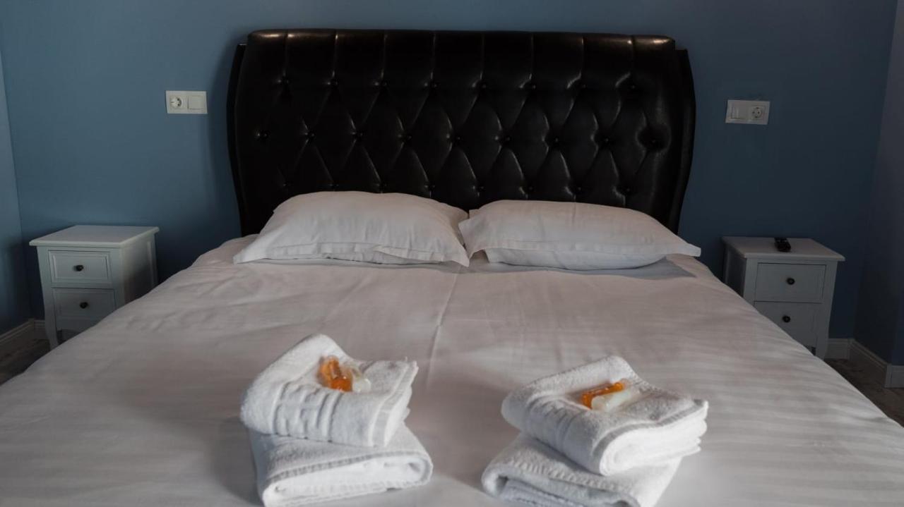 Villa Wild Rooms Jiet Экстерьер фото