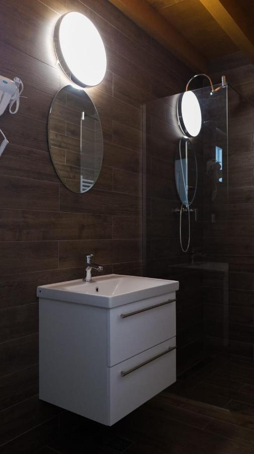 Villa Wild Rooms Jiet Экстерьер фото
